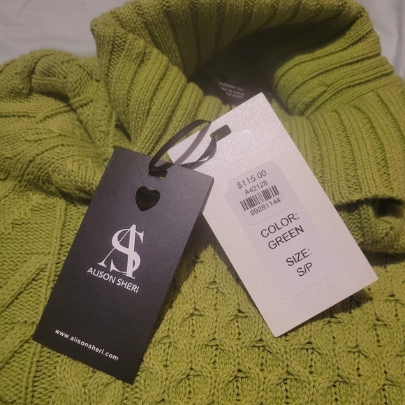 SALE! NWT Alison Sheri Green Cable Knit Turtleneck Sweater, Size Small. - Picture 3 of 7